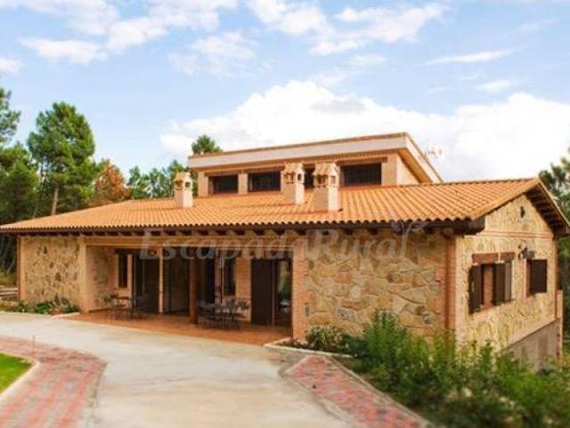 Casa en alquiler en Piedralaves