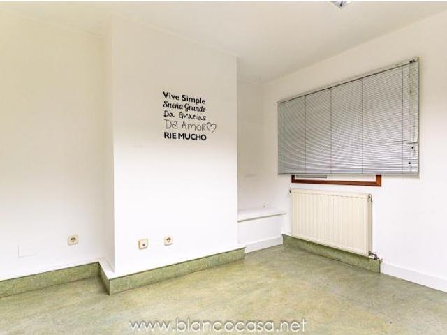 Local Comercial en alquiler en Bergantiños, Galicia
