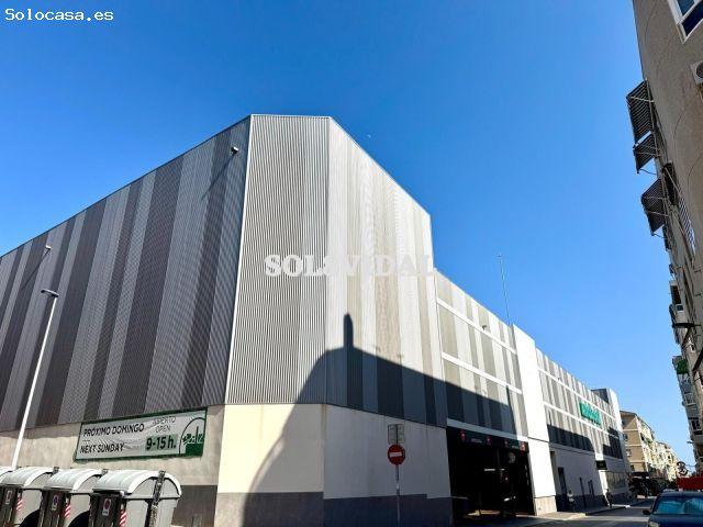 Local Comercial en alquiler en Torrevieja, Urbanización Calas Blancas