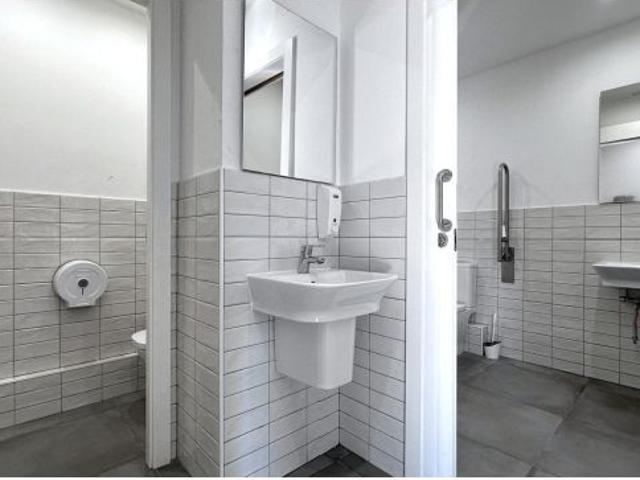 Local Comercial en alquiler en Vallès Occidental, Catalunya