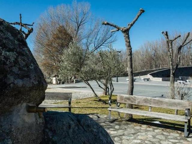 Casa en alquiler en Navaluenga, Castilla y León