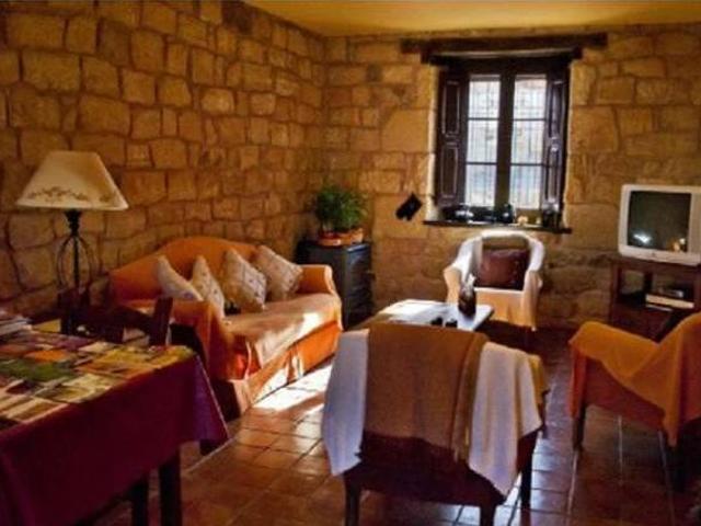 Casa en alquiler en Vilviestre Del Pinar, Castilla y León