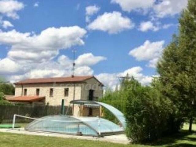 Casa en alquiler en Gumiel De Izán, Castilla y León