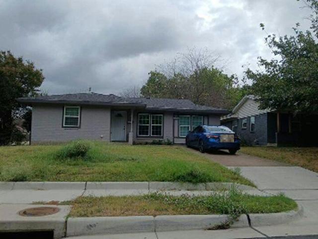 House for sale in Grand Prairie, Dallas County