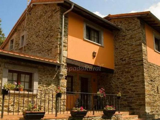 Casa en alquiler en Pravia
