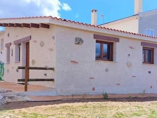 Casa en alquiler en Villarino De Los Aires