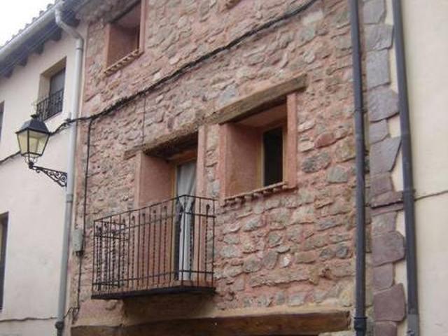 Casa en alquiler en Bezas, Teruel