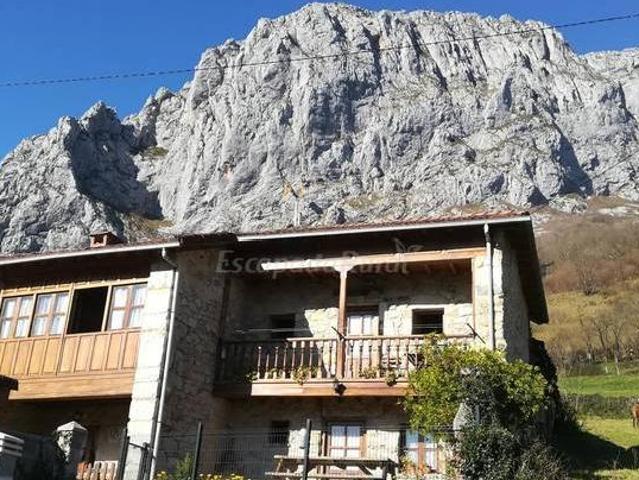 Casa en alquiler en Ponga, Asturias