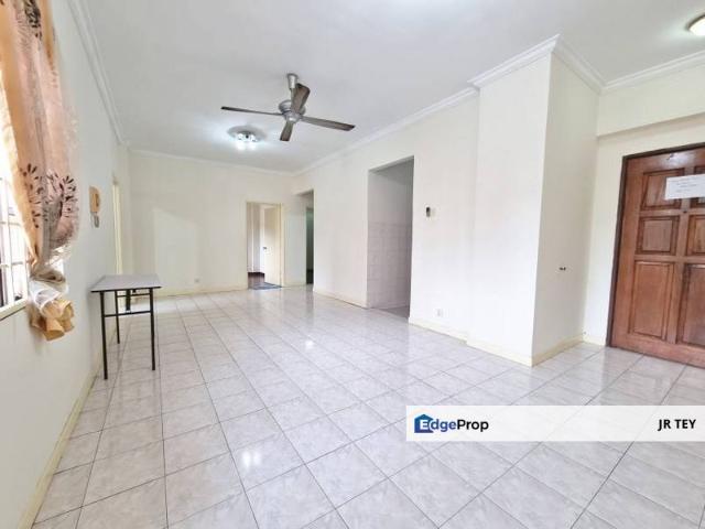 Condominium for sale in Petaling, Alam Impian