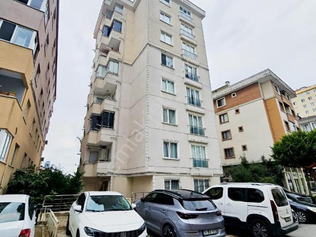 Ümraniye, İstanbul içerisinde satılık mülk