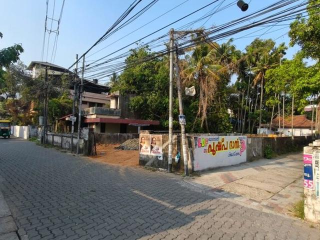 Land for sale in Kochi, Kerala