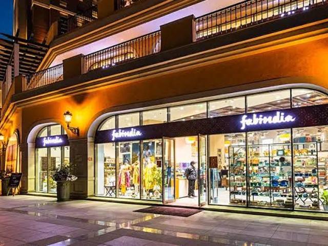 Commercial for sale in Hariana