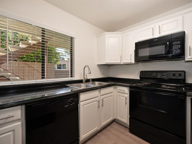 Apartment for rent in Carlsbad, California