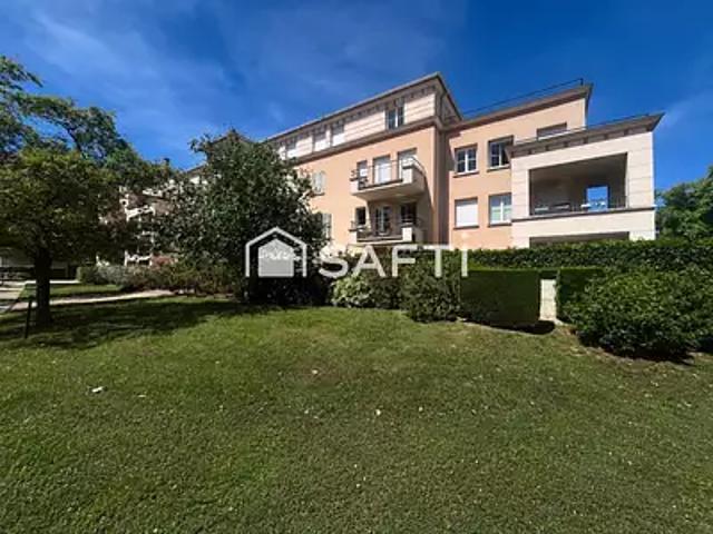 Appartement vente à La Clef de Saint-Pierre, Élancourt