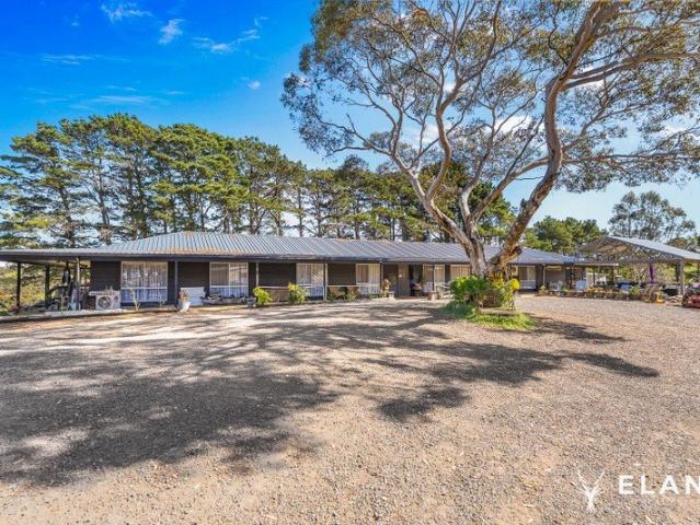 Cottage for sale in Pentland Hills, Victoria