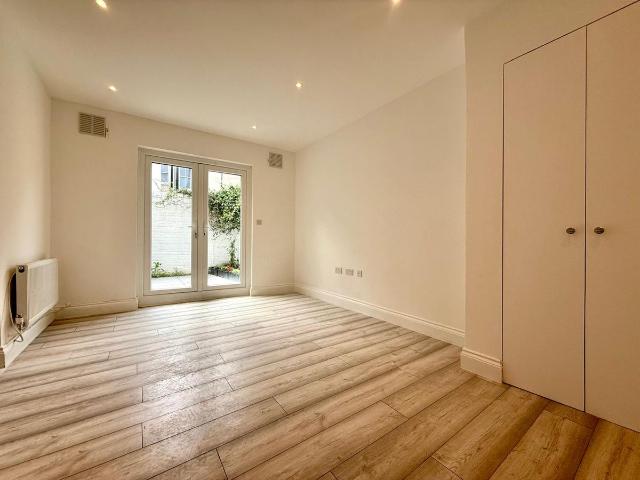 Apartment for rent in Fulham, Sands End