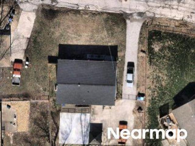 House for sale in Alton, Illinois