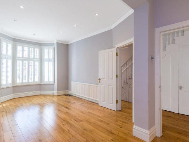 House for rent in Southfields, Greater London