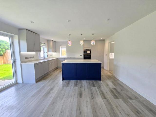 House for rent in Marlborough, Easton Royal