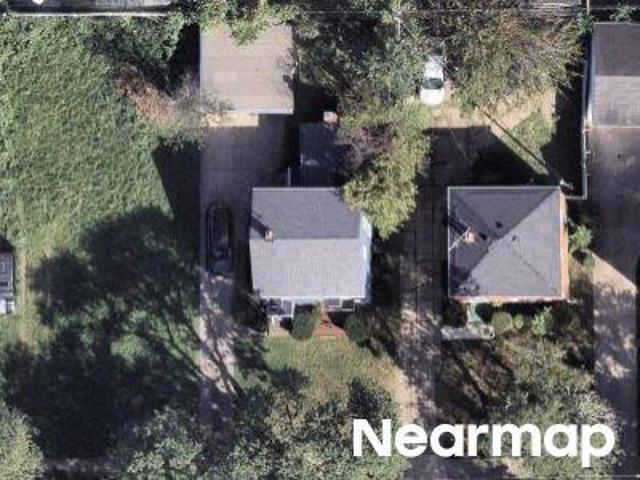 House for sale in Lee-Harvard, Cleveland
