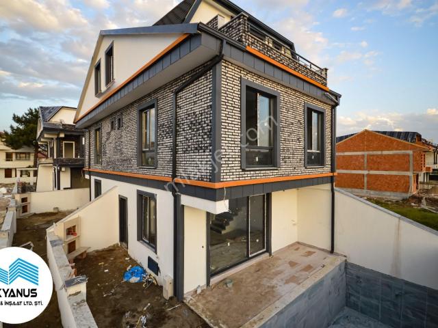 Karasu içerisinde satılık Villa