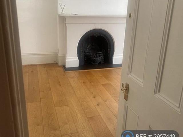 Apartment for rent in Crouch End, Greater London