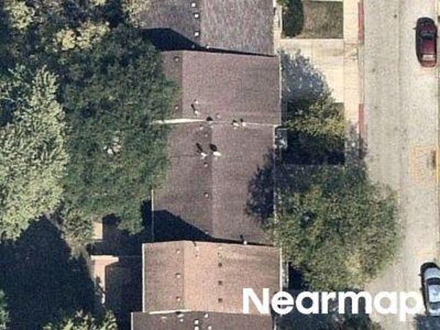 Townhouse for sale in Aurora, Illinois
