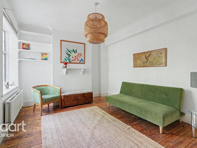 House for rent in West Norwood, Greater London