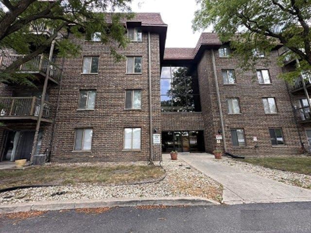 Condo for sale in Homewood, Illinois