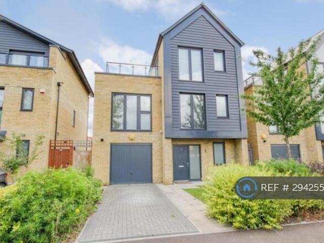 House for rent in Harold Wood, Greater London