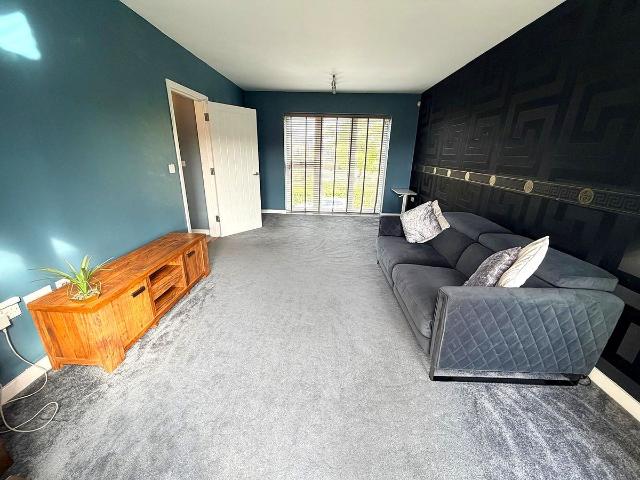 House for rent in London Borough of Havering, Greater London