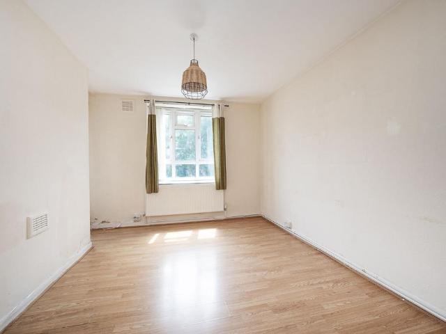 Apartment for rent in Homerton, Greater London