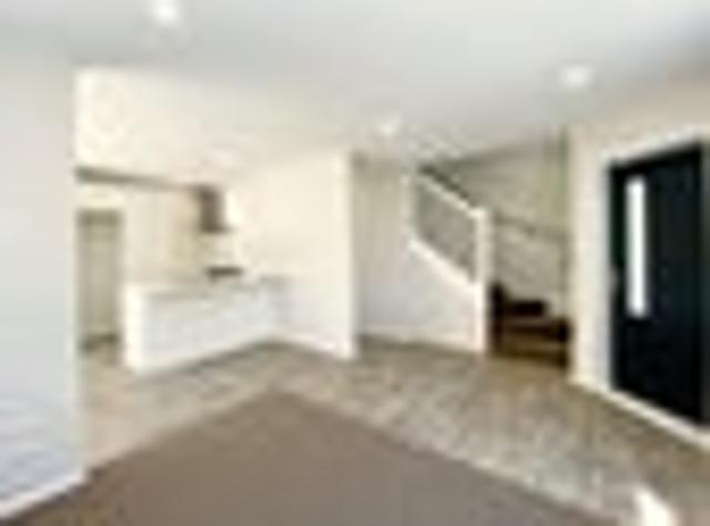 Townhouse for rent in Pauatahanui, Wellington