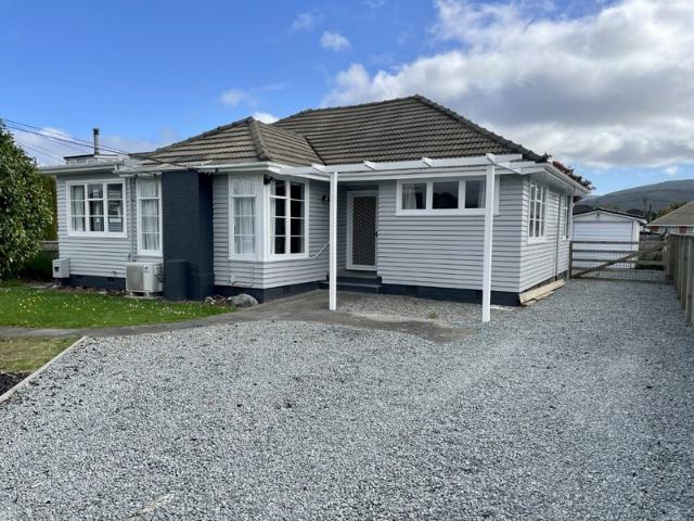 House for rent in Pauatahanui, Wellington