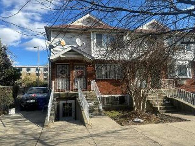 Condo for sale in Arverne, New York