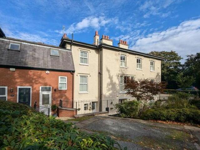 House for sale in Birkenhead, Liverpool City Region