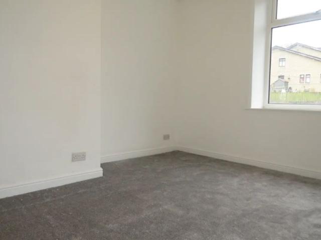 Room for rent in Boothtown, Halifax