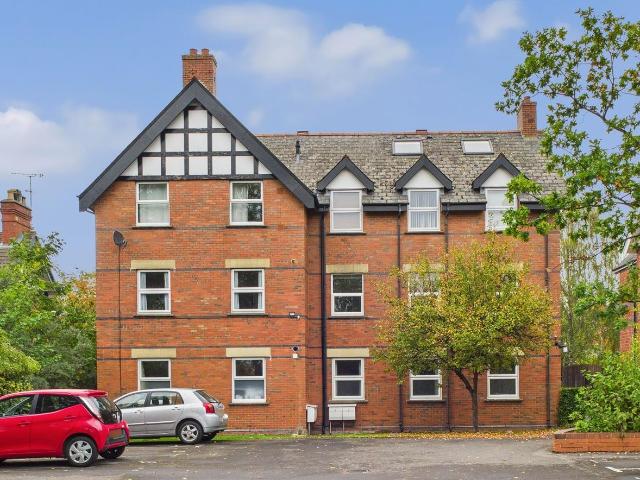 Apartment for rent in Golden Valley, Gloucestershire