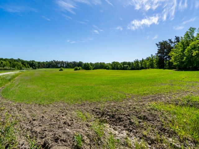 Gård till salu i Örebro