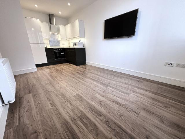 Apartment for rent in Waltham Cross, Broxbourne