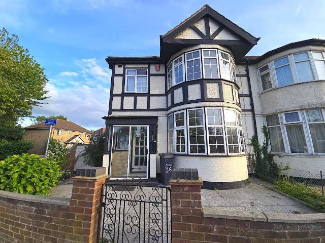 House for rent in Broxbourne, Hertfordshire
