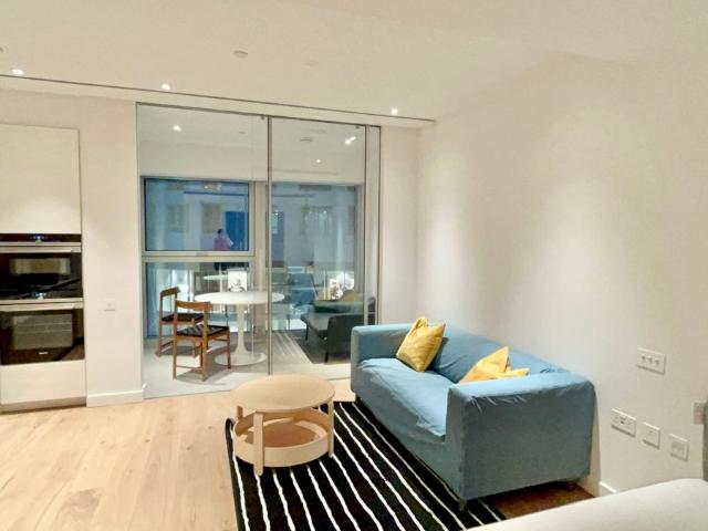 Studio for rent in Nine Elms, Greater London