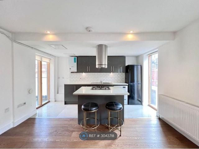 Apartment for rent in London Borough of Lambeth, Greater London