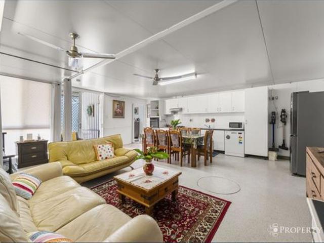 Granny Flat for rent in Toombul, Queensland