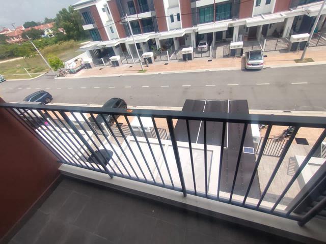 Townhouse for sale in Petaling, Subang Jaya