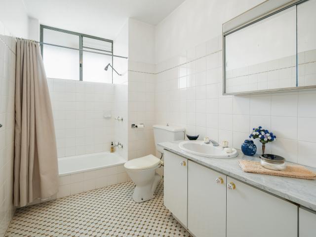 Apartment for sale in Toombul, Queensland
