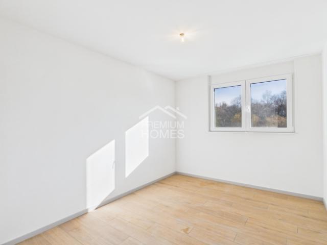 Attikawohnung kaufen in Delémont, Jura