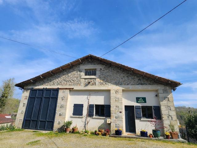 Maison vente à Confolens
