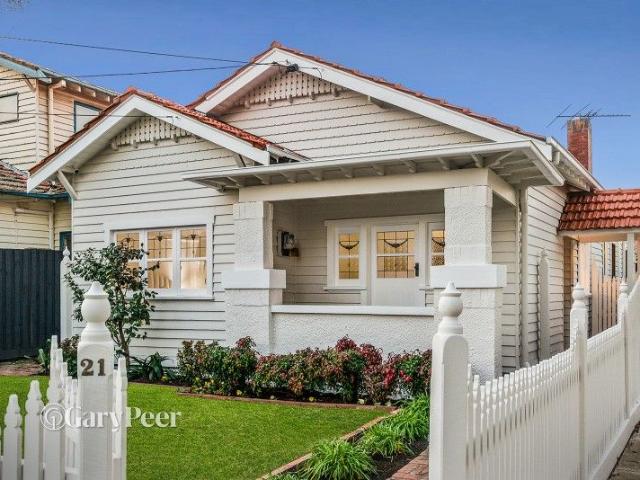 House for sale in Caulfield South