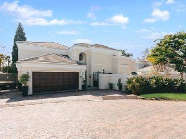 House for sale in Sandton, City of Johannesburg Metropolitan Municipality